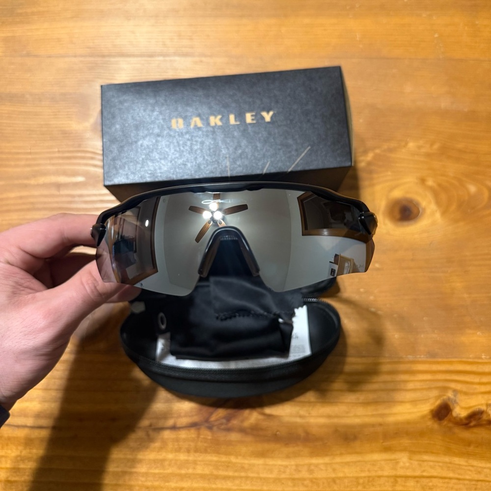 Oakley Men’s Black Shield Sunglasses with Silver Mirrored Lens